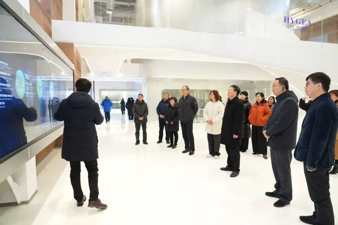 1736160195308.jpg 1975944284.jpg