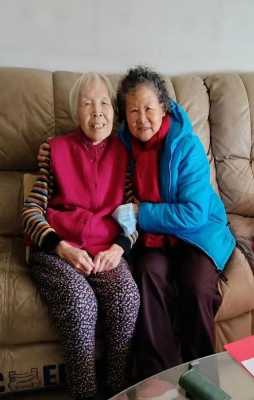 1736506970167.jpg 762818766.jpg